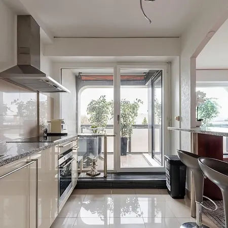 Perle Rare Nations Appartement *