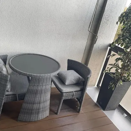 Perle Rare Nations Apartment *